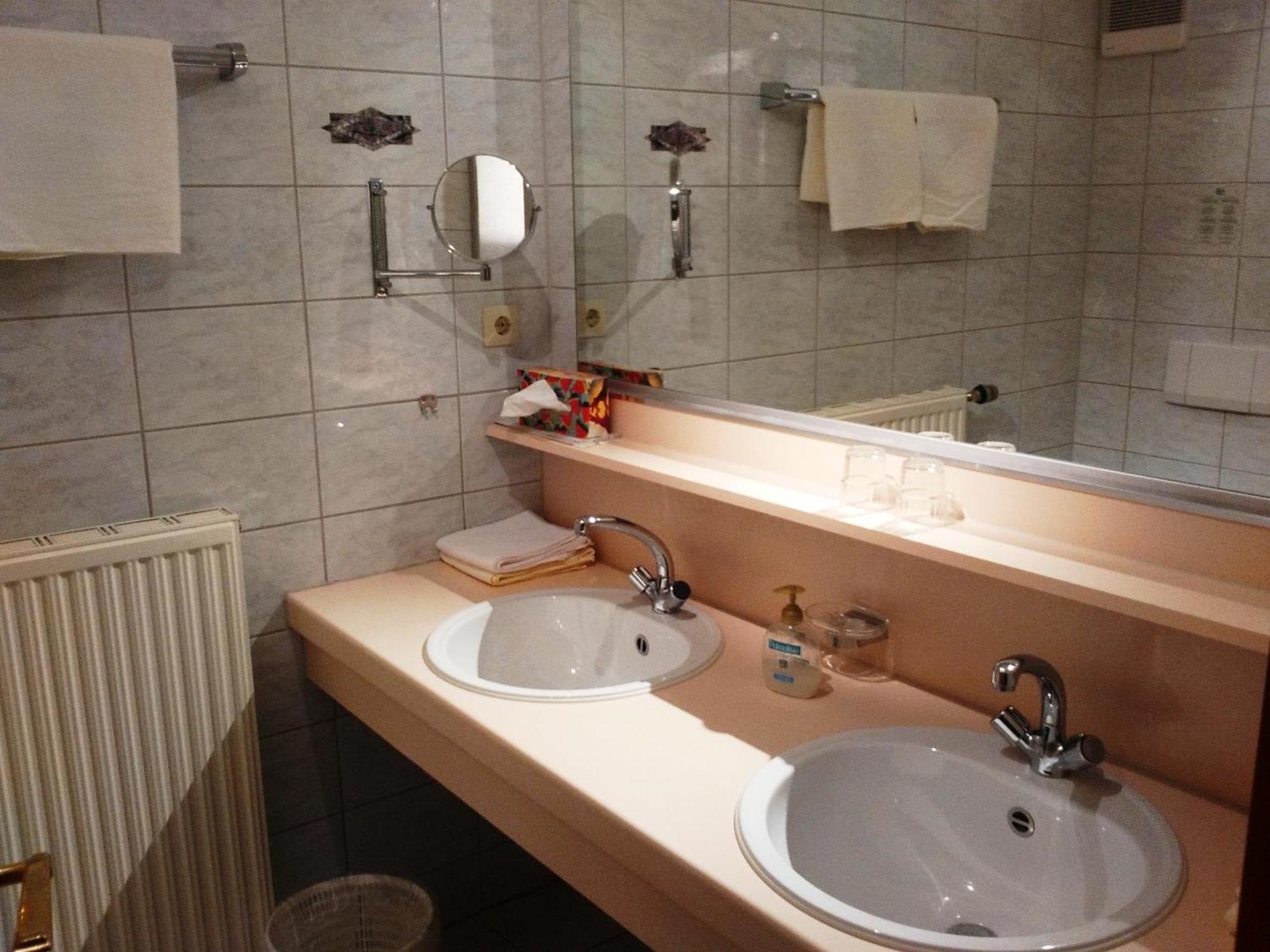 Hotel Schauinsland บาด ปีเตอร์สตัล กรีสบาค ภายนอก รูปภาพ